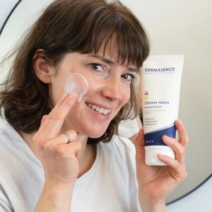 Chrono Retare – Lapte demachiant anti-aging pentru ten matur 50+, 200 ml, DERMASENCE - Img 4