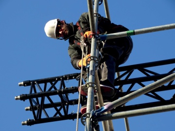 Cască protecție pentru lucrul la înălțime, ventilată Delta Plus - Img 5