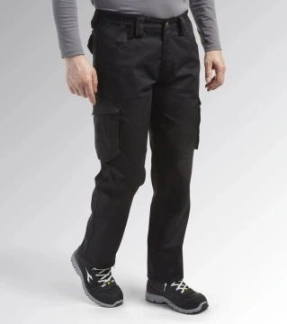 Lichidare: Ultima bucata - Pantaloni talie Staff Cargo negru