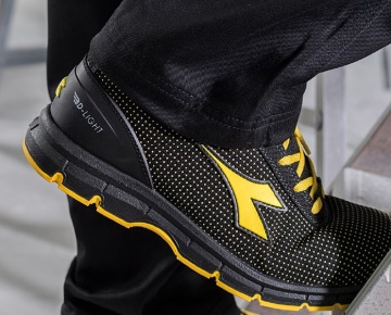 Lichidare: Ultima bucata - Pantofi de protectie Diadora RUN ATOM S3 SRC ESD | Best Seller