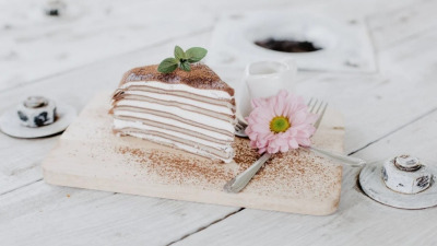 Tort de clatite pas cu pas. Rețetele simple și delicioase pe care trebuie să le încerci și tu