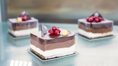 Tipuri de aditivi alimentari: ghid practic pentru texturi și gusturi perfecte în cofetărie