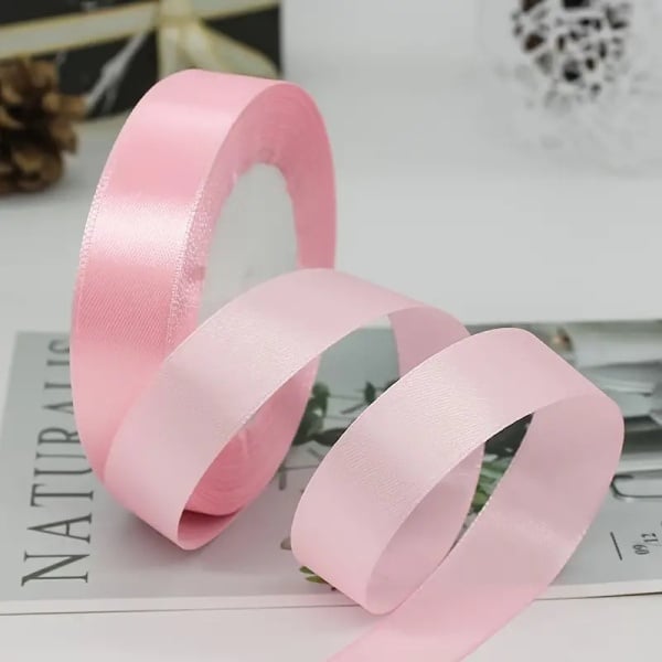 Panglica Satin - Roz deschis - 1,5 cm x 22,5 m
