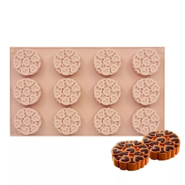 Forma de silicon cu 12 cavitati - Decor inimi - T13542