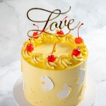 Topper tort Love