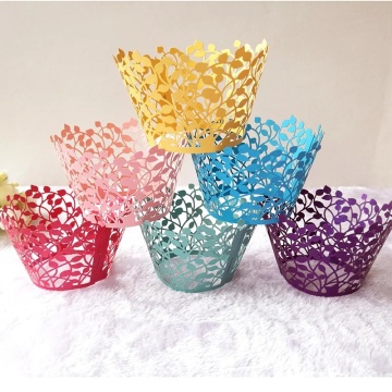 Set 10 invelitori decorative pentru briose - T090146 - Rosu – accesorii si ambalaje profesionale pentru cofetarie si patiserie
