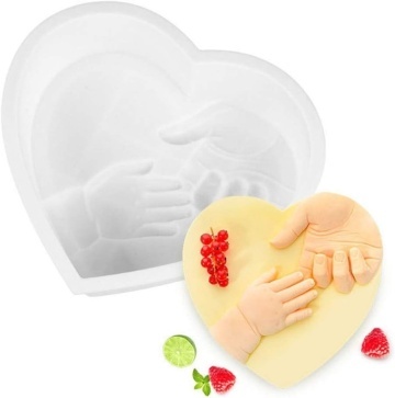 Formă silicon pentru tort în formă de inimă „Mama” – 17,5 × 17 × 5 cm