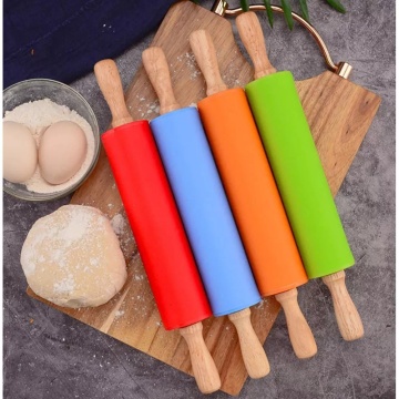 Sucitor silicon cu manere de lemn - 43 cm