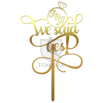Topper tort "We said yes"