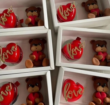 Set 10 decorațiuni tort „Love” – Oglindă acrilică aurie/argintie – 7 x 5 cm – Dharst