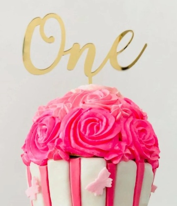 Topper pentru tort "One" pentru prima aniversare a copilului