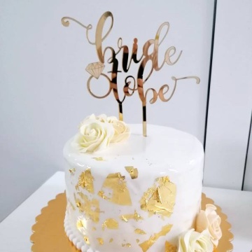 Topper pentru tort "Bride to be"