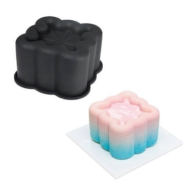 Formă din silicon - Bento Cake - Patrat – 12,4 × 12,4 × 7 cm