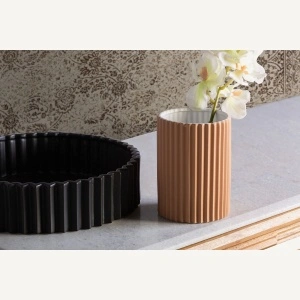 Vaza maro deschis, din ceramica, 15x14x20 cm, PLISSE