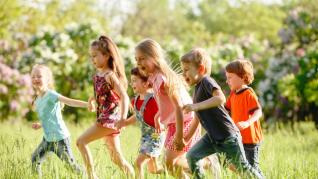 Jocurile Copilariei - Lista pentru Jocuri Vechi din Copilarie + Regulamente