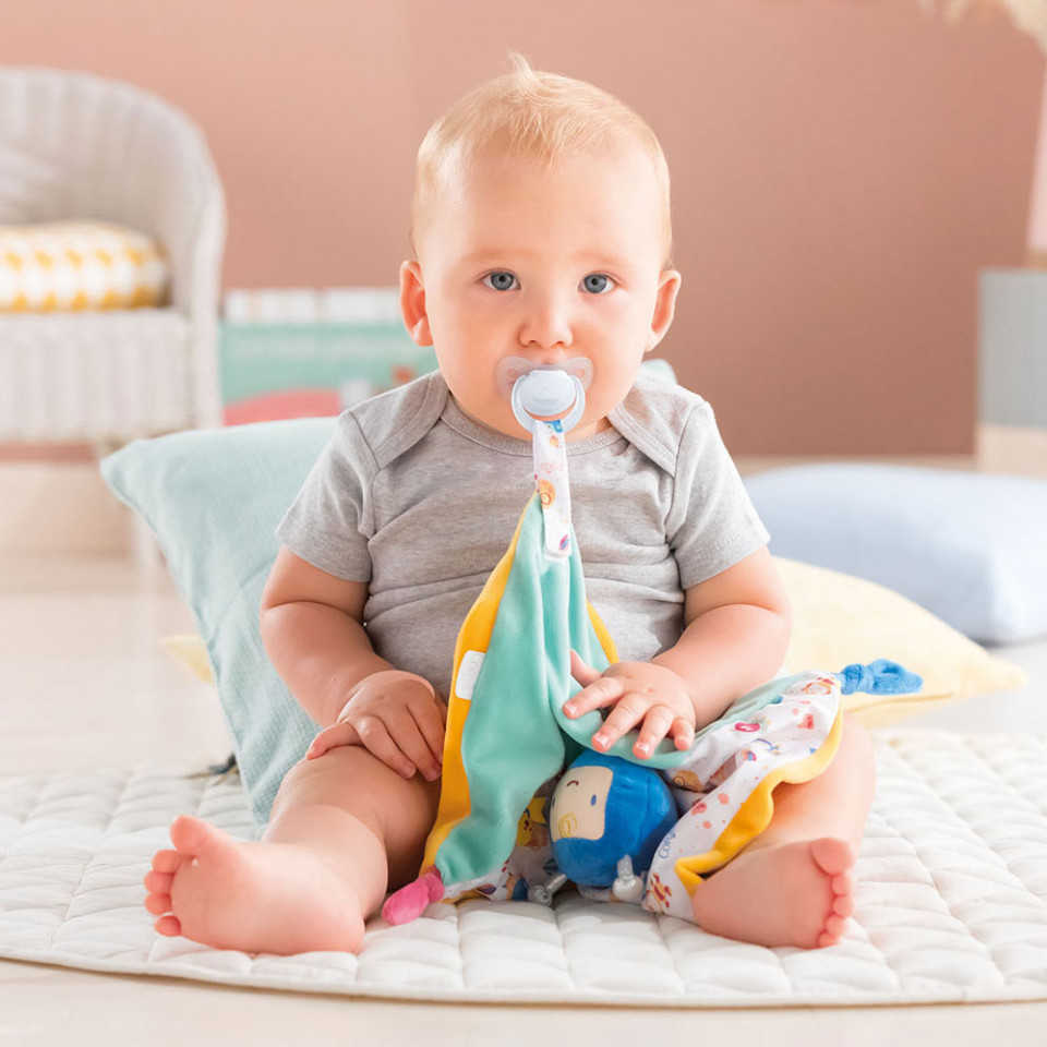 Jucarie de plus pentru somn bebelusi Corolle Mon Doudou Astronaut verde 25 cm