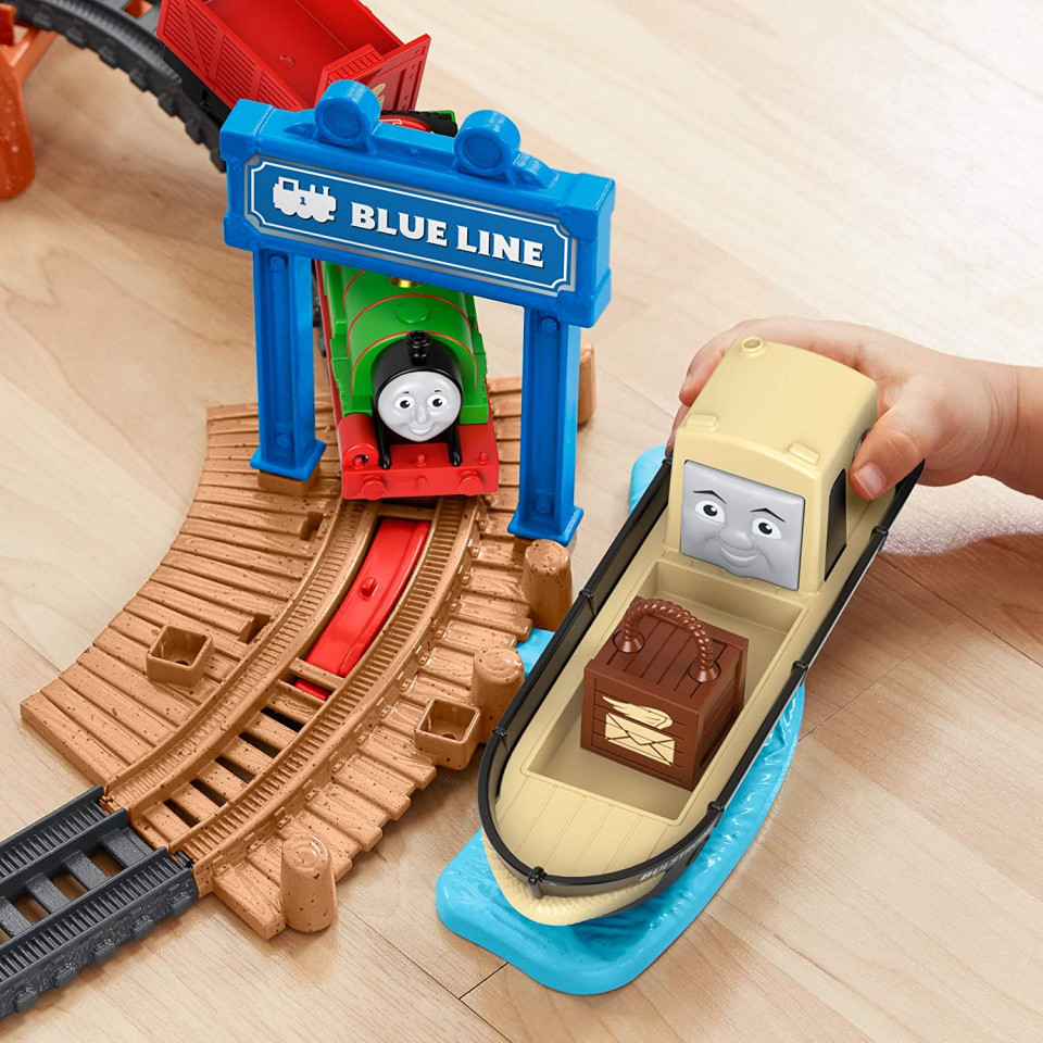 Set de joaca Thomas & Friends Vorbaretii Thomas si Percy in Insula Sodor