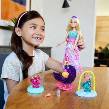Set de joaca Barbie Dreamtopia - Cresa Dragoneilor