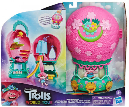 Set de joaca portabil cu figurina si accesorii Trolii - In turneu cu Balonul