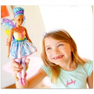 Papusa Barbie zana cu aripioare Dreamtopia