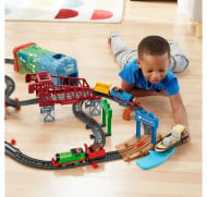 Set de joaca Thomas & Friends Vorbaretii Thomas si Percy in Insula Sodor