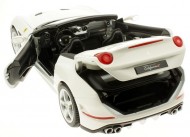 Masinuta Ferrari California T Cabrio 1/18 Bburago