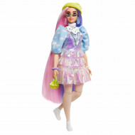 Barbie Extra - Papusa cu caciula verde si accesorii