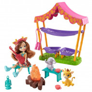 Set de joaca Griselda Giraffe si Focul de tabara din savana Enchantimals