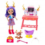 Set de joaca Papusa Danessa Deer si Cabinetul Veterinar EnchanTimals