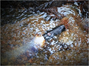 Fenix E18R V2.0 LED flashlight - Img 8