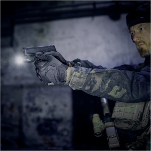 Fenix GL06-365 LED (Lanterna pentru Pistoale Sig Sauer) - Img 5