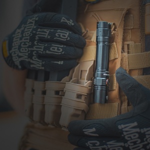 Tactical LED flashlight Fenix PD35 V3.0 black - Img 9