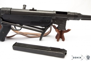 German MP-40 Machine Gun (Replica) - Img 6