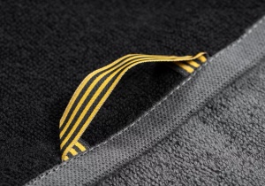 Glock Perfection Towel 70x140cm - Img 3