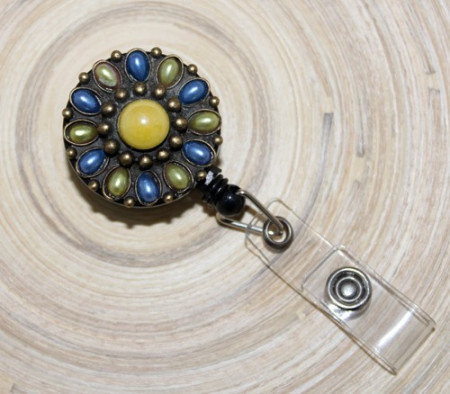 Accesoriu ecuson cu mandala galben&bleu