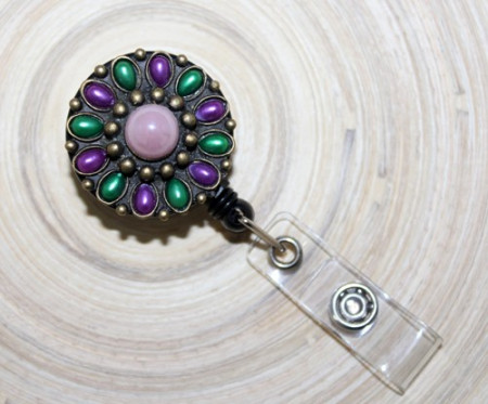 Accesoriu ecuson cu mandala mov&verde