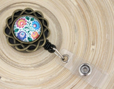 Accesoriu ecuson floricica bronz, personalizat cu mandala traditionala