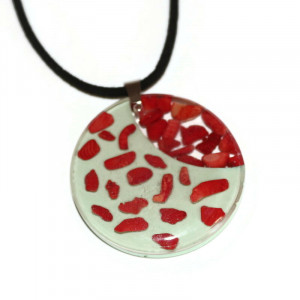Colier cu pandantiv realizat handmade din rasina si pietricele de coral Vara de Neuitat - Img 4