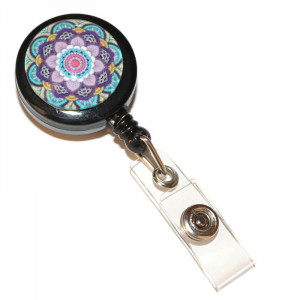 Accesoriu ecuson negru cu Mandala Bucureiei