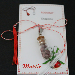Pandantiv martisor rodonit - piatra dragostei