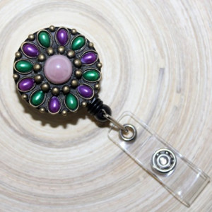 Accesoriu ecuson cu mandala mov&verde