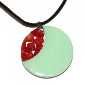 Colier cu pandantiv realizat handmade din rasina si pietricele de coral Vara de Neuitat - Img 2