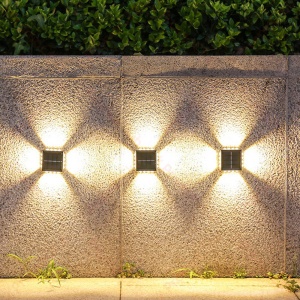 SET 8 LAMPI SOLARE DE PERETE SAU SOL CU LED IN 4 DIRECTII - Img 1