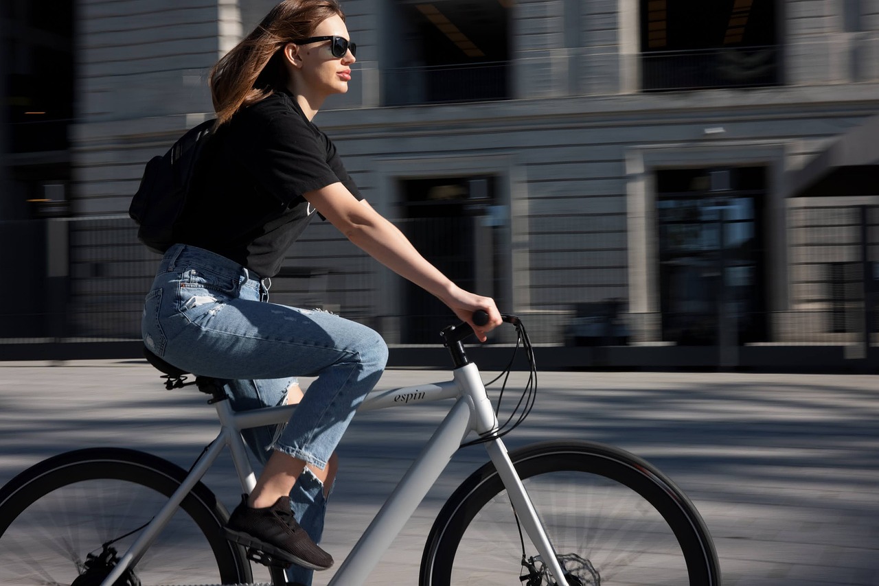 Cumparaturile perfecte: accesorii esentiale pentru bicicleta ta
