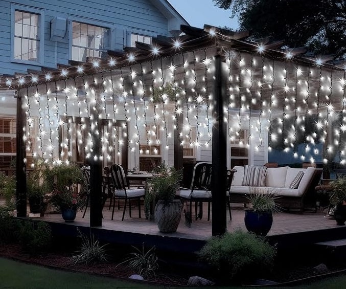 Instalatie Luminoasa cu Franjuri, 240 LED-uri, IP44, 6x1m, Lumina Alba Calda/Rece - 1 | YEO