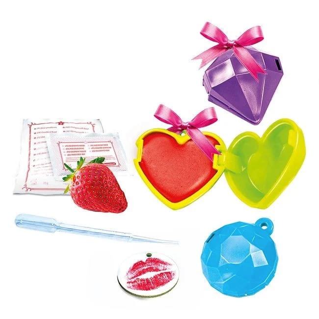 Stiinta si Joaca, Laboratorul de Creat Lip Gloss