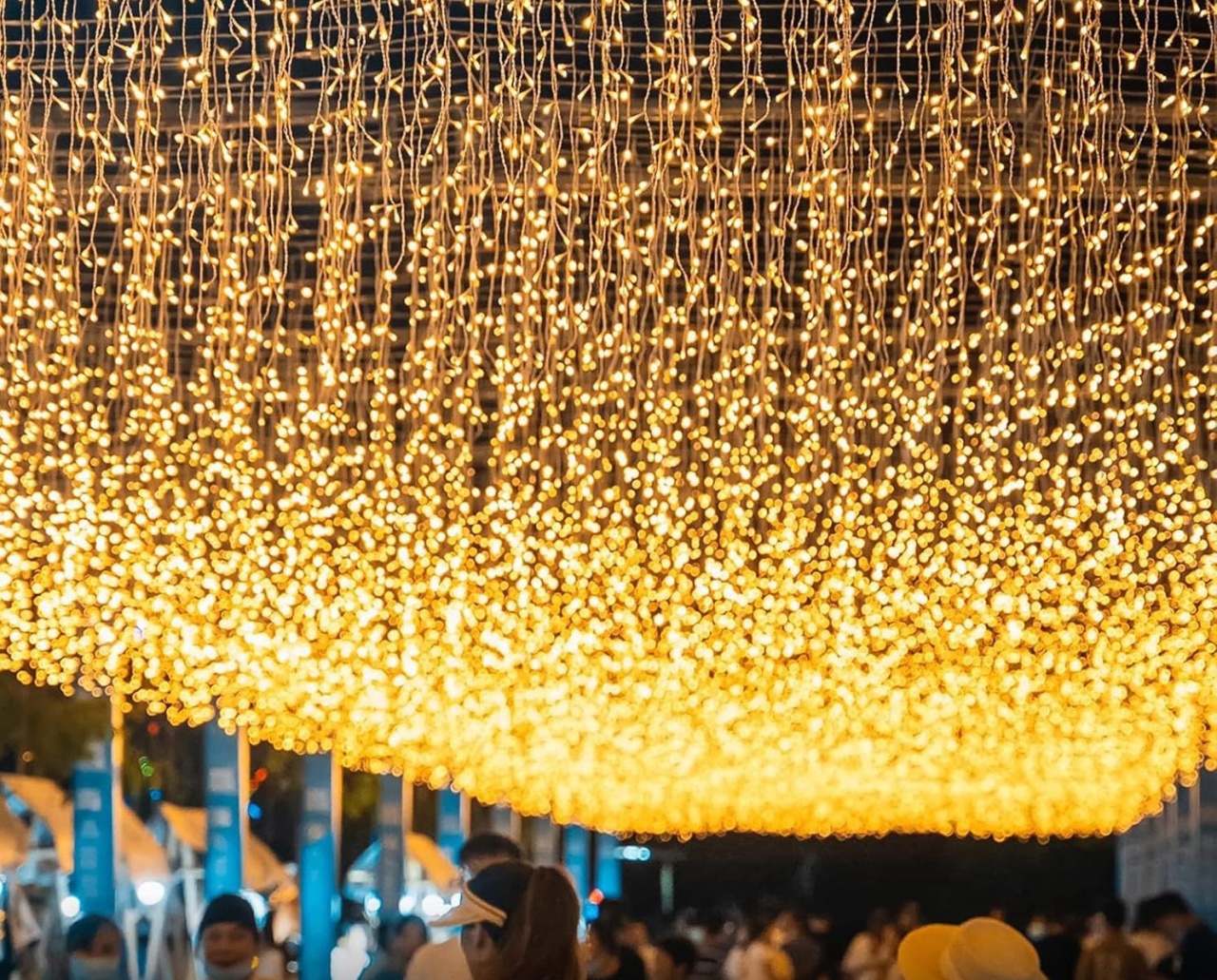 Instalatie Luminoasa cu Franjuri, 240 LED-uri, IP44, 6x1m, Lumina Alba Calda/Rece - 3 | YEO