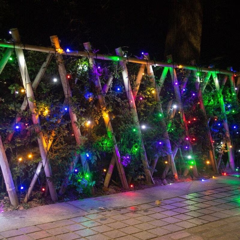 Instalatie Luminoasa LED Liniara tip Rola, 50m, 240 LED-uri, IP44, cu Cablu Negru, Lumina Multicolora - 2 | YEO