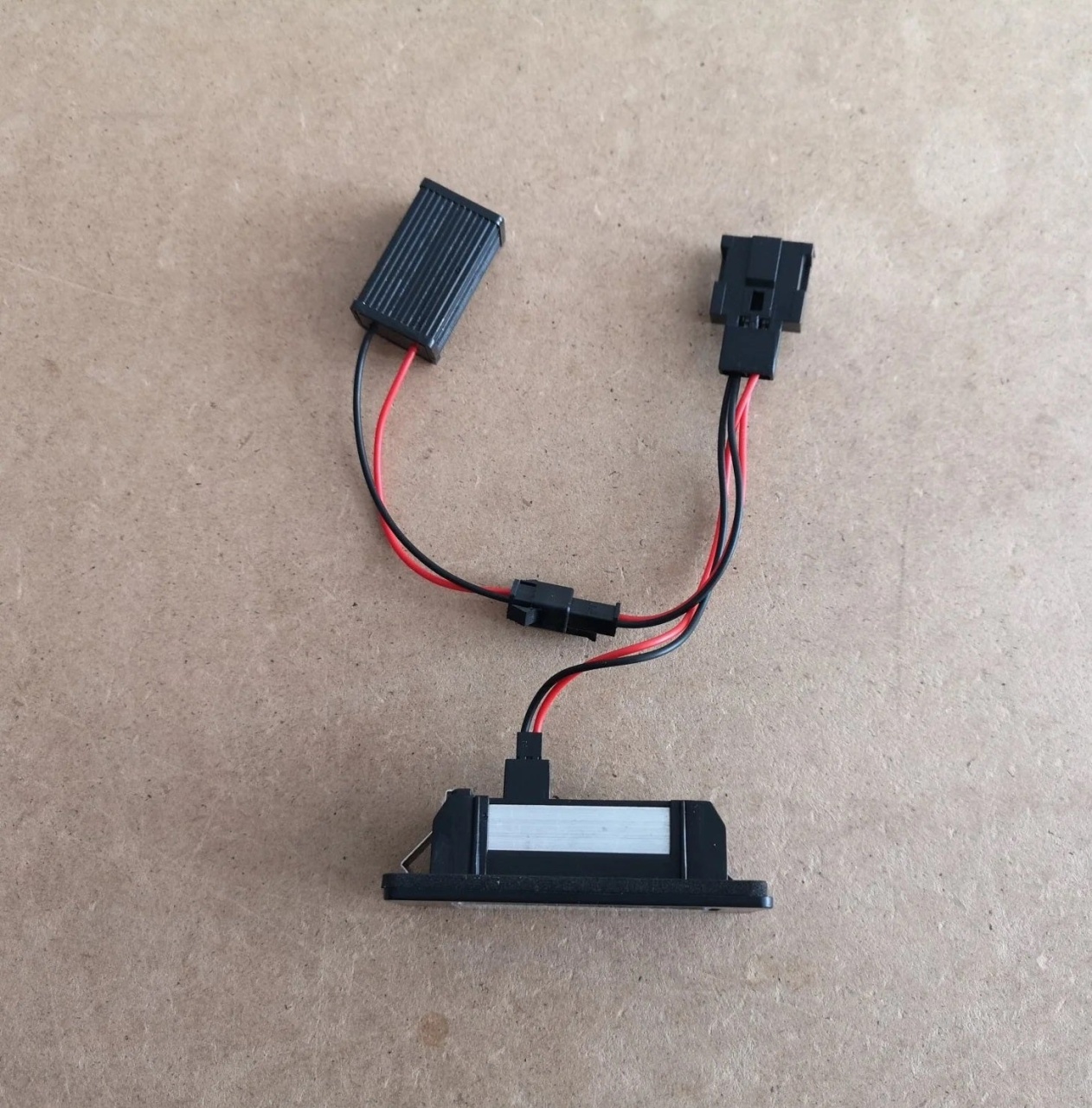 Set 2 lampi LED pentru numar auto, compatibil Audi si VW, fara eroare de bec ars, lumina alb-rece - 1 | YEO