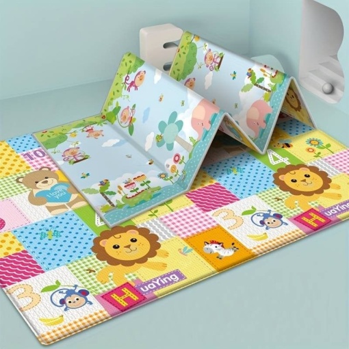 Covor educativ reversibil si pliabil pentru copii 3 luni+, cu litere, cifre si animale, din spuma, 200x180x1 cm, multicolor